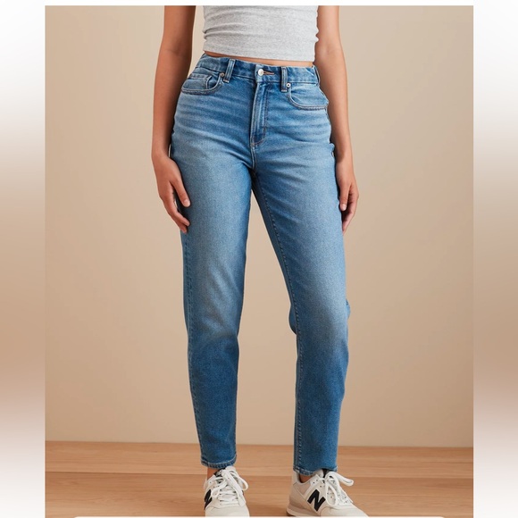 AE Stretch Curvy Mom Jean - Picture 1 of 7